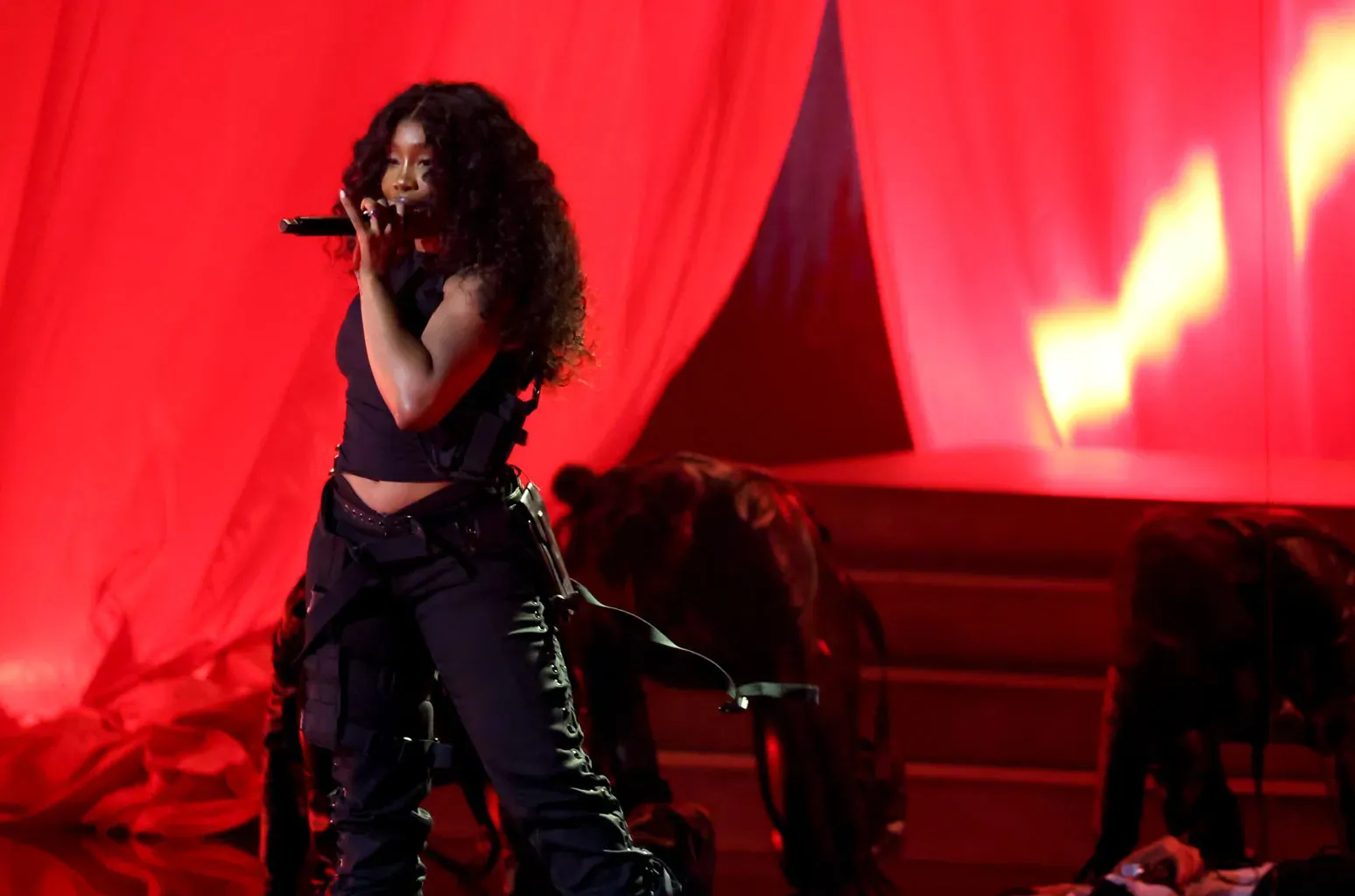 SZA - Grammys Performance
