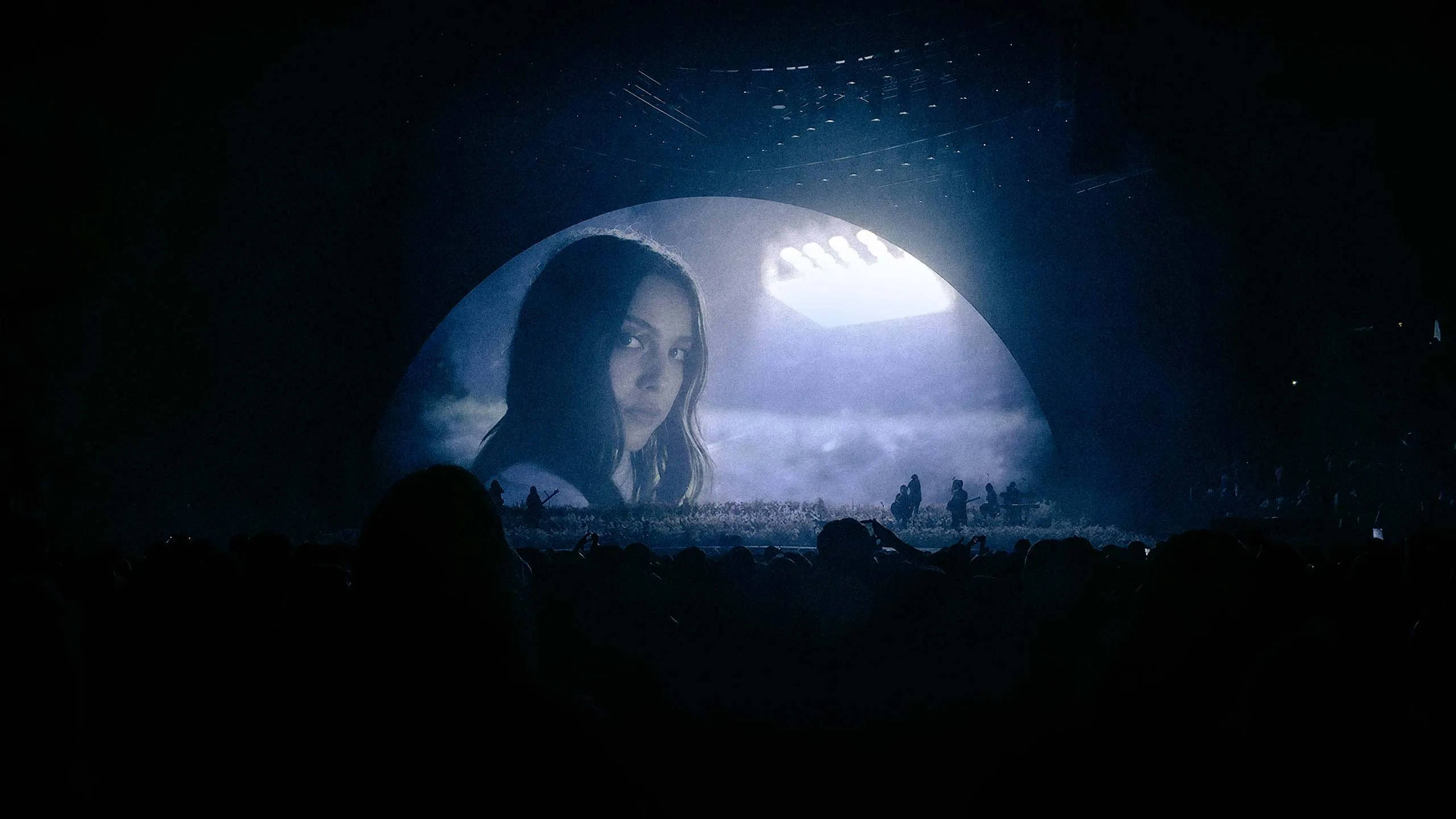 Olivia Rodrigo - Unraveled Tour