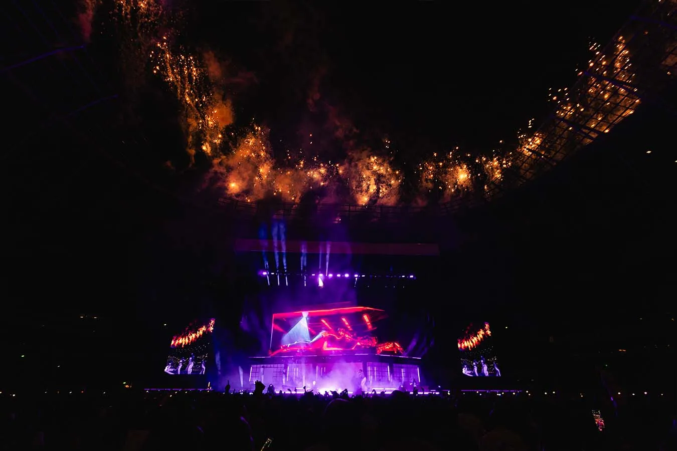 WizKid - More Love, Less Ego Tour