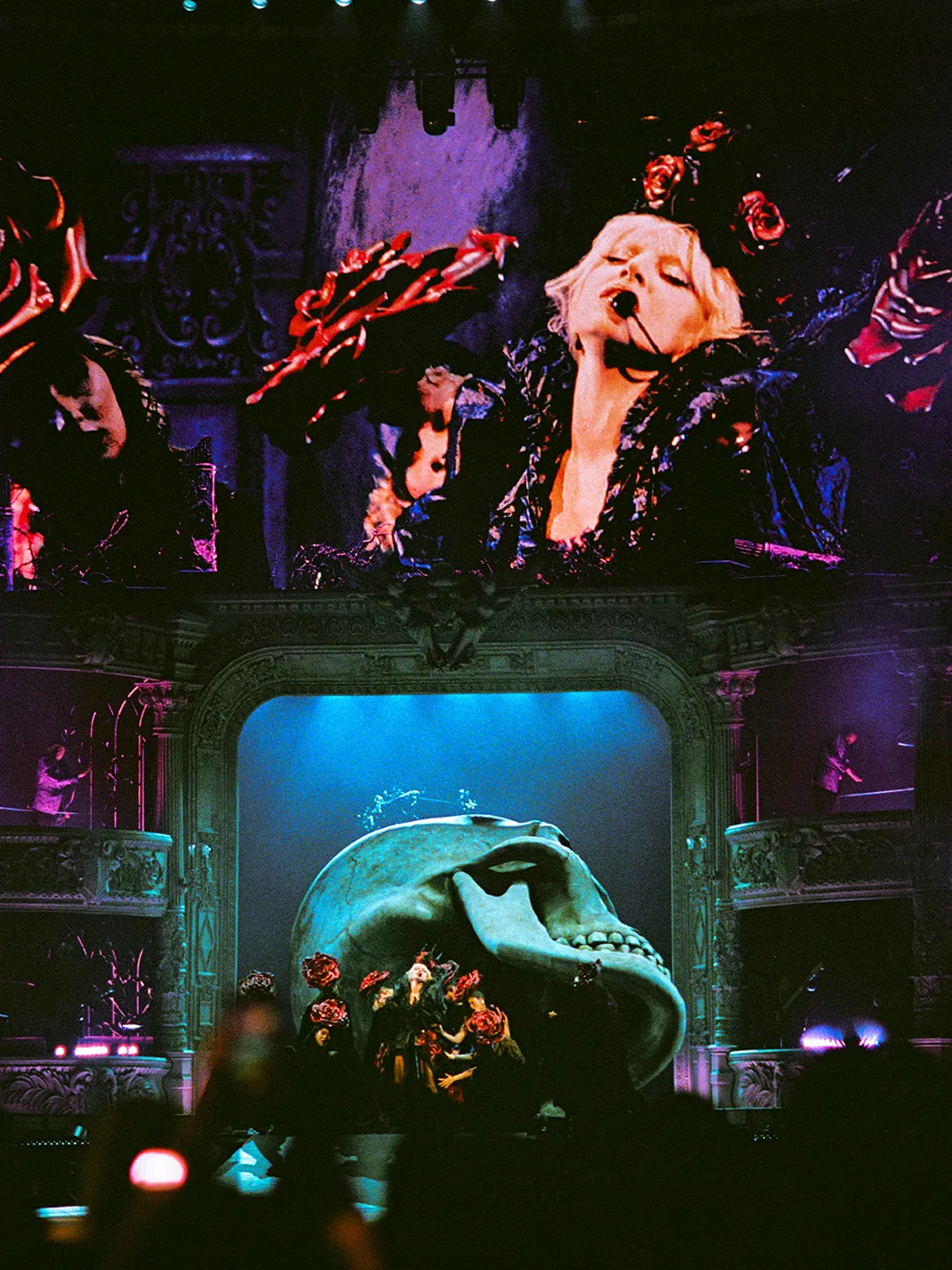 Lady Gaga - Mayhem Ball Tour